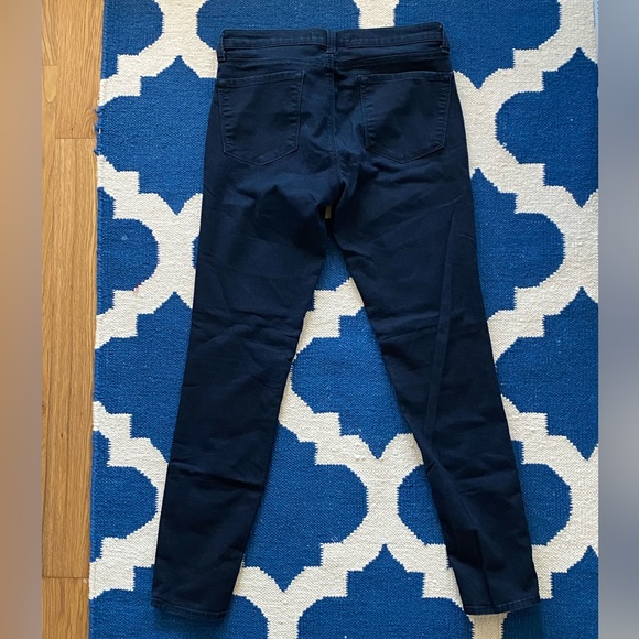 10/$25 JBrand// skinny jeggings, size 29 - Picture 2 of 5